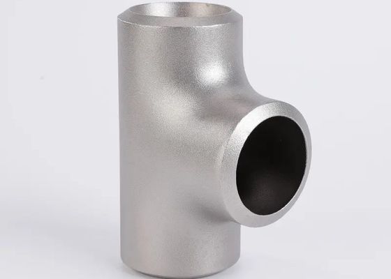 DIN Standard Seamless Pipe Fittings For Copper Pipes In Black